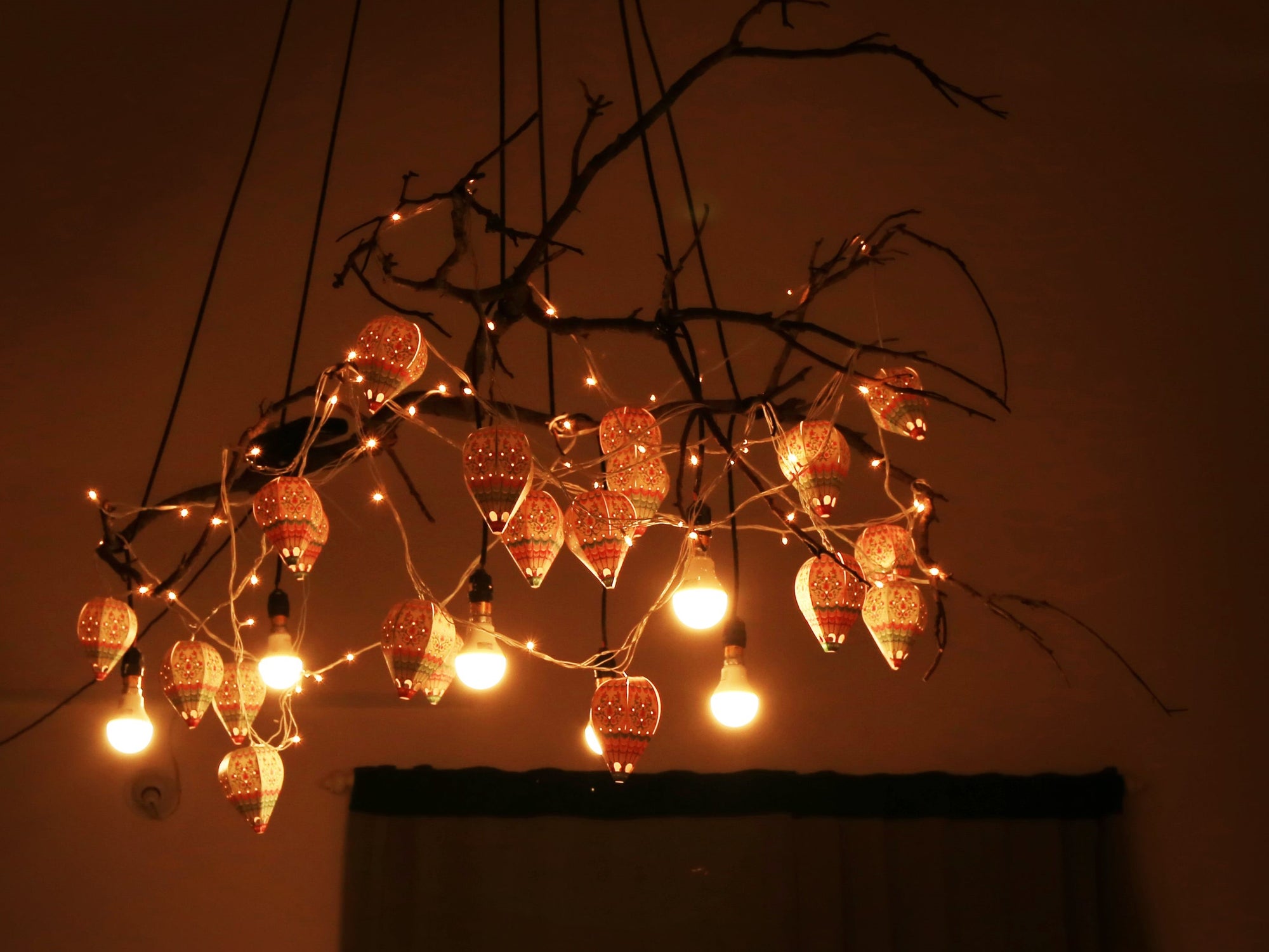 Set of 10 Mini Hot Air Balloon Lamp Shades with Fairy Lights
