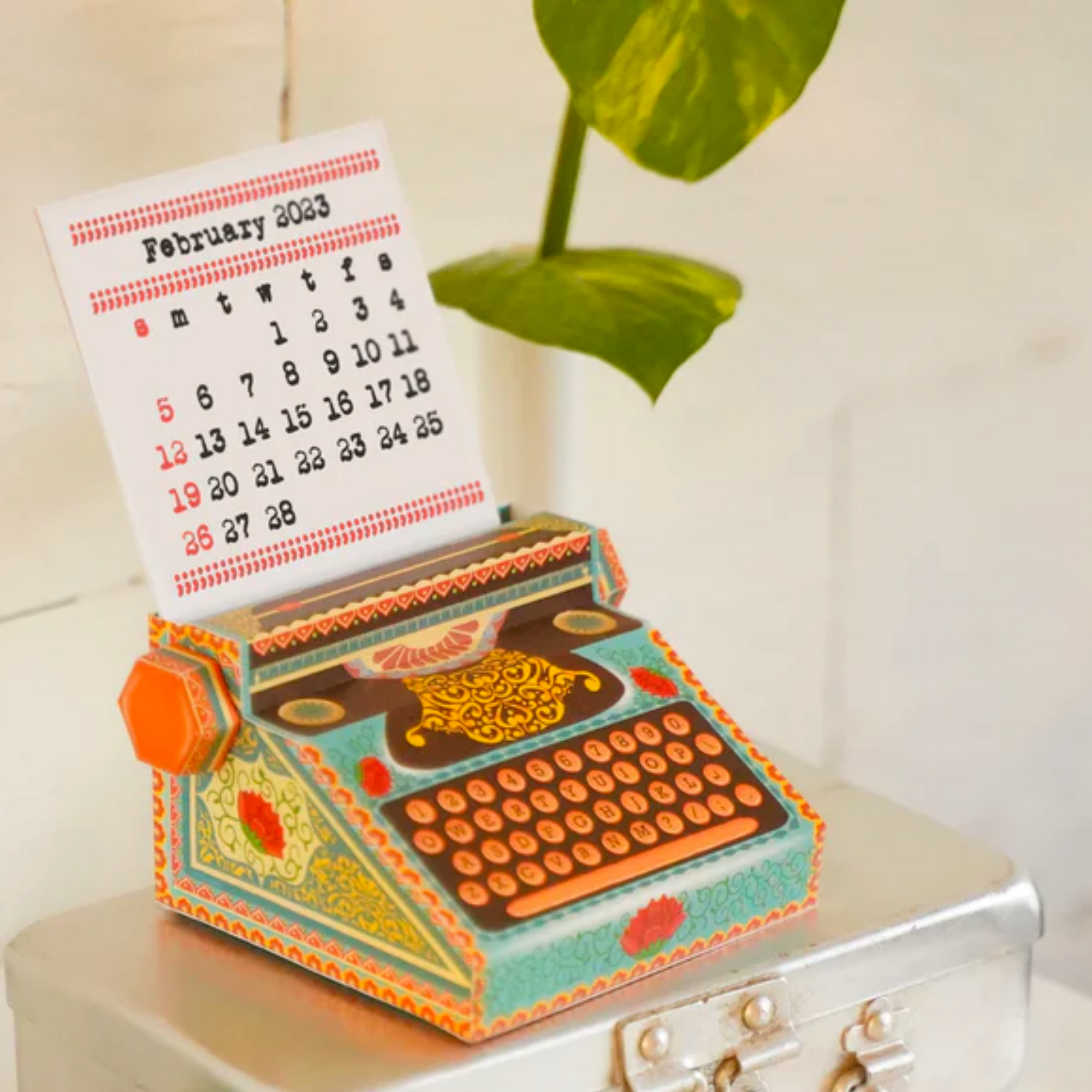 Kiyome Kraft DIY Desk Colourful Typewriter Calendar 2024 & 2025 Kit