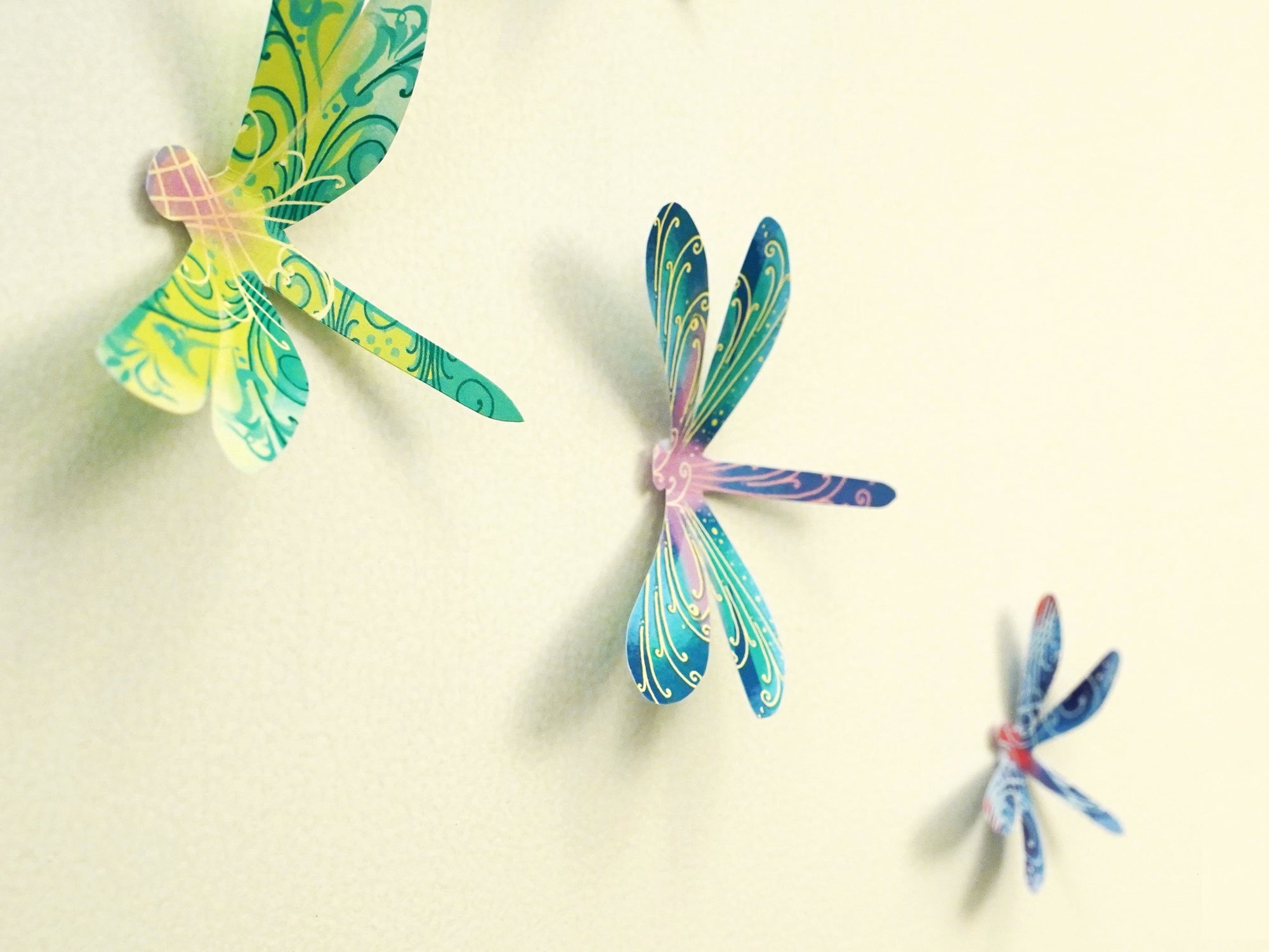 Decorative Paper Dragonflies | Set of 24 pieces : Assorted