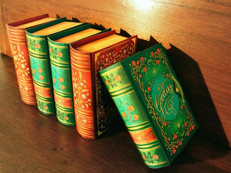 DIY Mini Book Box | Treasures : Red