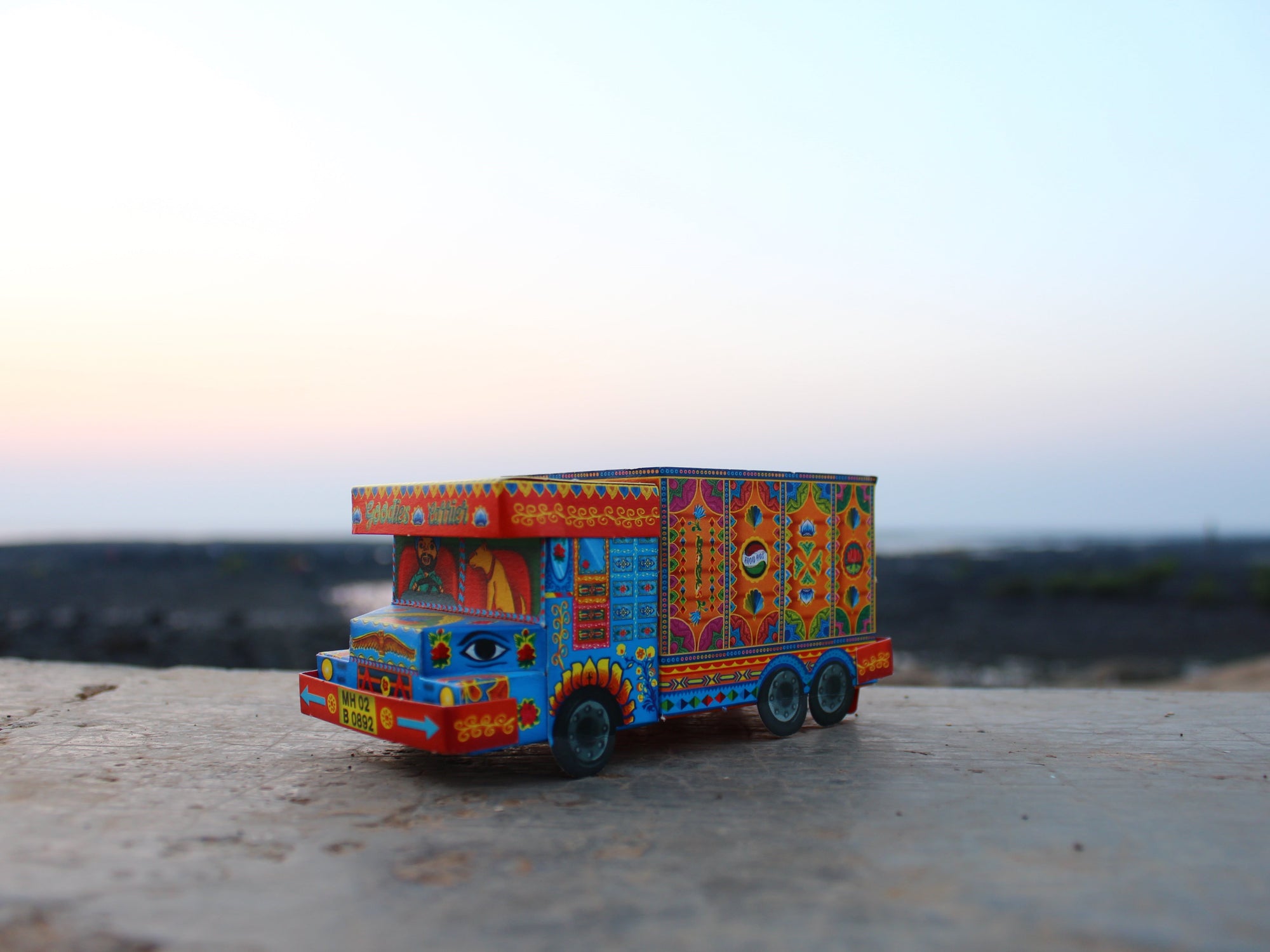 DIY Mini Storage Organizer | Goodies Carrier Trucks : Blue